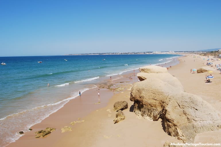 Vista da Praia da Galé, Albufeira, Algarve