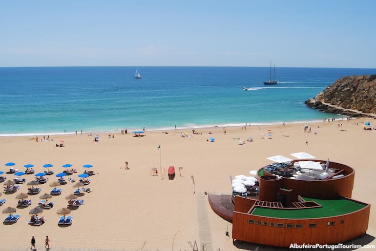 Beach bar in Praia do Peneco, Albufeira, Algarve